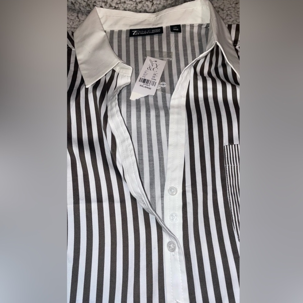 NWT NY & C Long Sleeve Front Closure Button Closing Size XXL - Picture 9 of 10